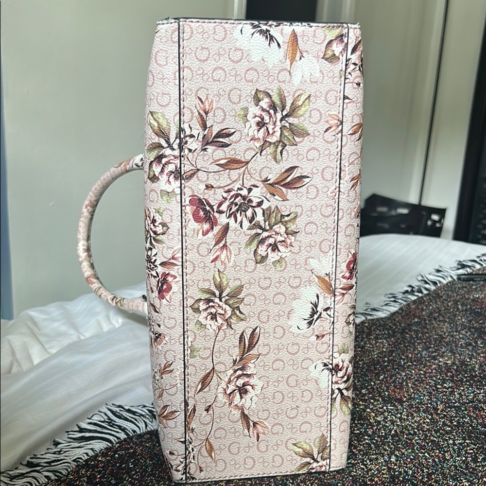 GUESS Pink Floral Logo purse with Multicolor Accents - Picture 5 of 11